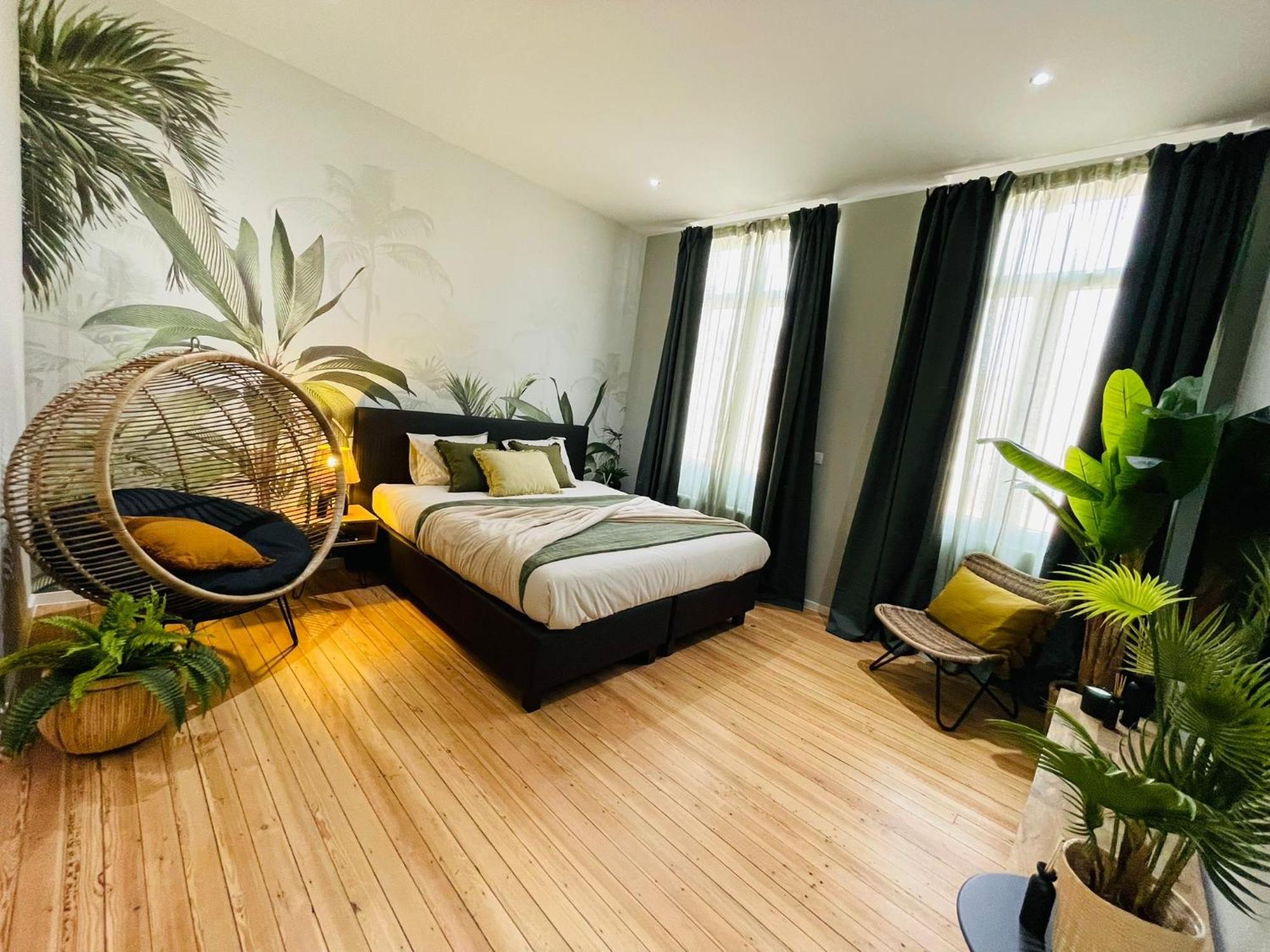 Appartement Exotique Avec Bain Balneo Lüttich Exterior foto